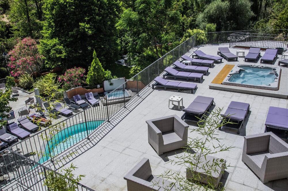 Foto general de Hotel Les Jardins De La Glacière