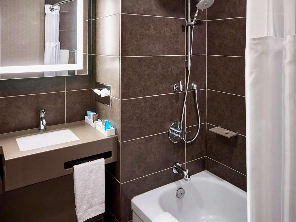 Foto de una habitación de Hotel Novotel Toronto North York