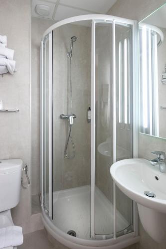 Foto del baño de Hotel L&amp;#039;Esterel