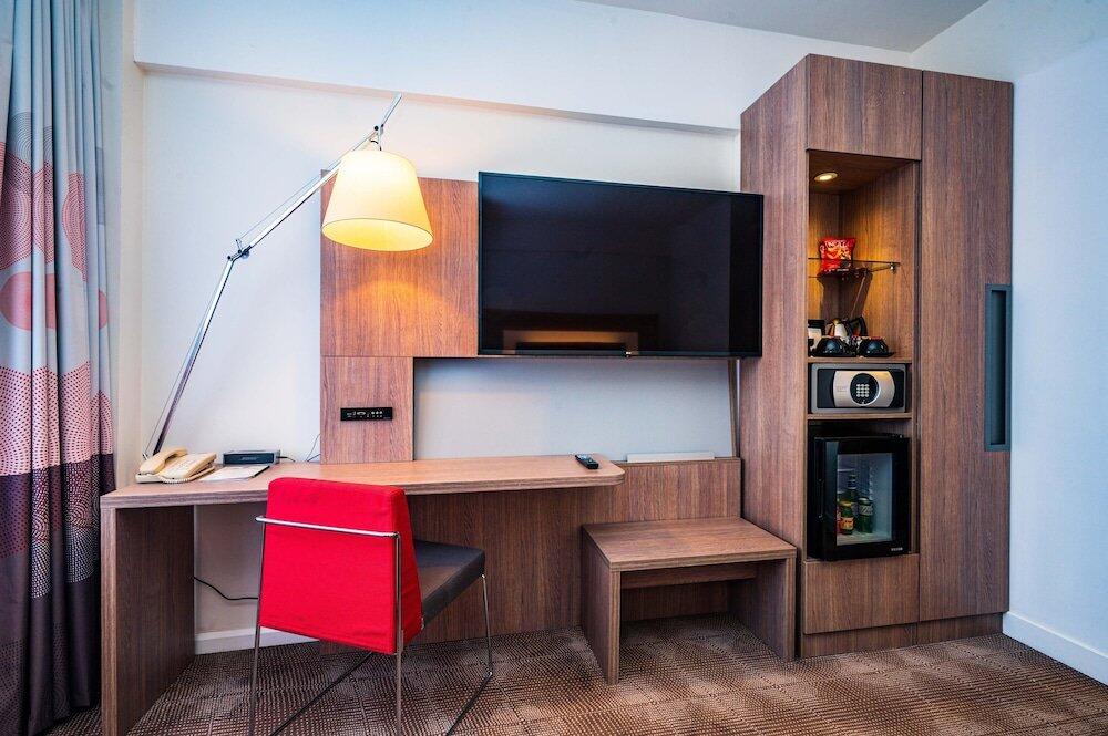 Foto de una habitación de Hotel Novotel London West