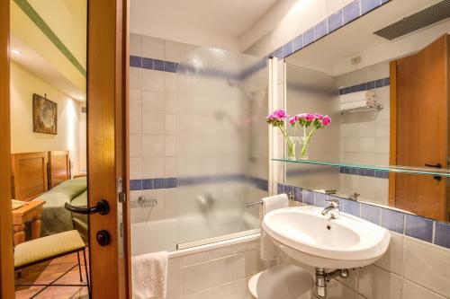 Bathroom – Hotel Botticelli