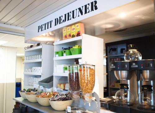 Foto de restauración de Hotel Premiere Classe Niort Est - Chauray