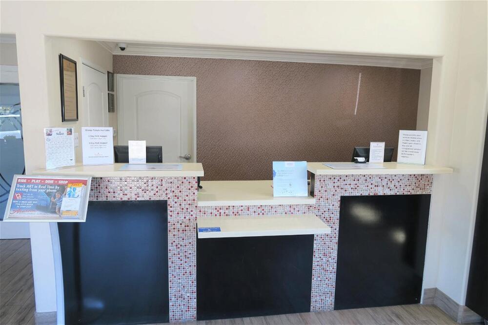 Foto de las zonas nobles de Hotel Ramada by Wyndham Anaheim Maingate North