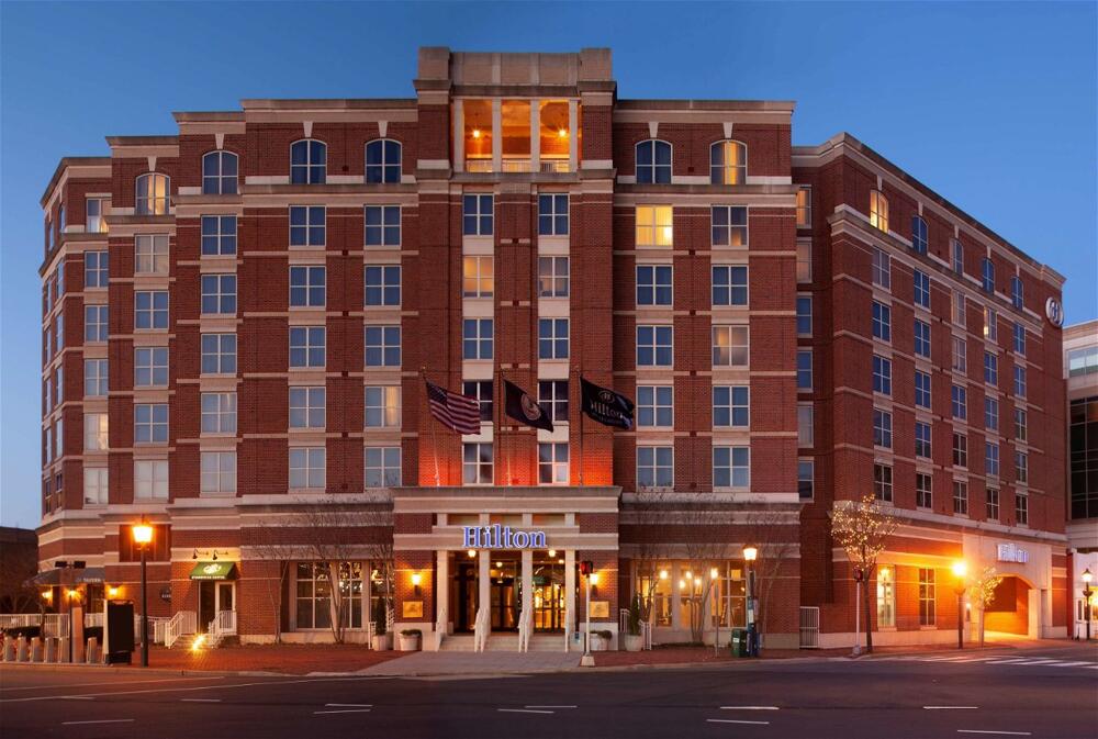 Foto del exterior de Hotel Hilton Alexandria Old Town