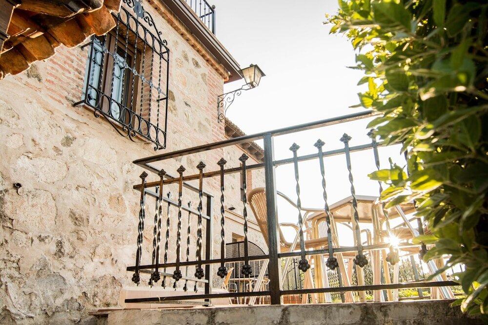 Foto del exterior de Hotel Los Cigarrales
