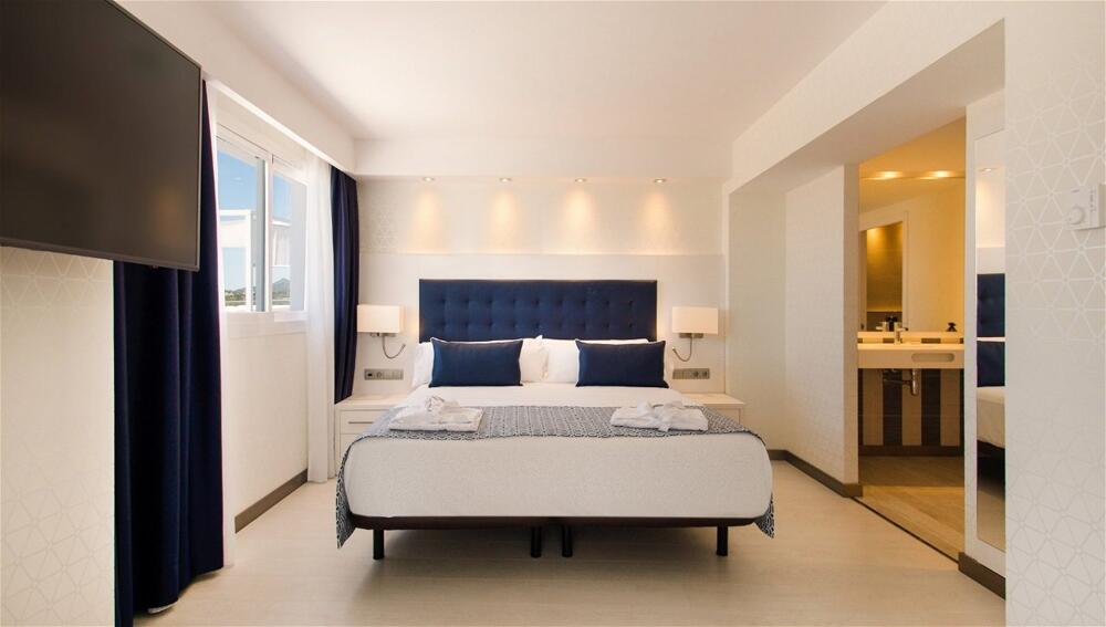 Foto general de Hotel Catalonia Del Mar - Adults Only