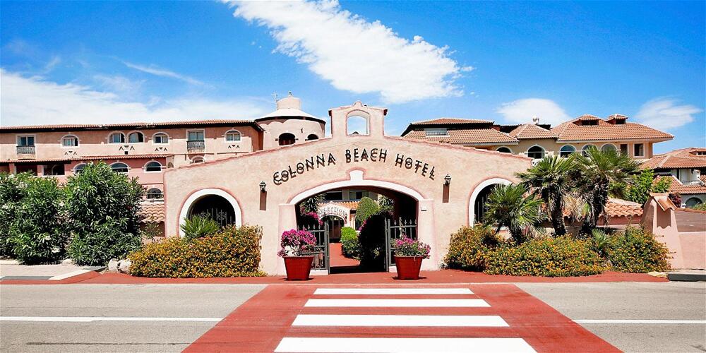 Foto del exterior de Colonna Beach Hotel