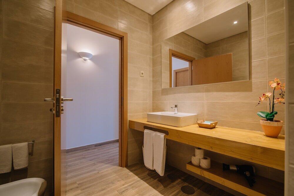 Foto del baño de Quinta dos Poetas Nature Hotel &amp;amp; Apartments
