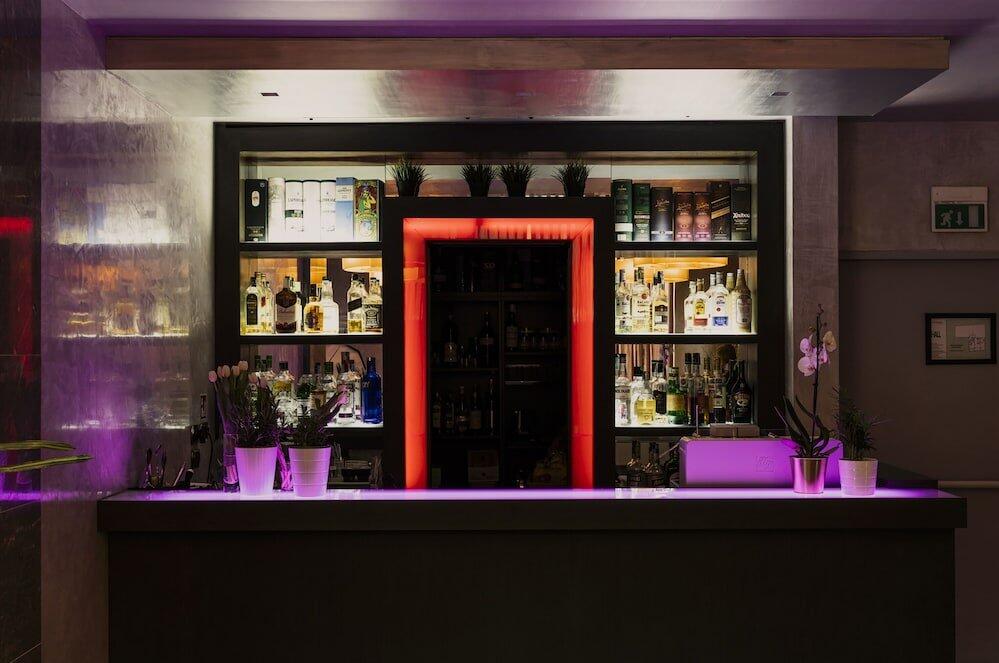 Foto de restauración de Cosmopolitan Hotel