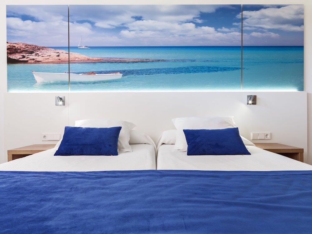 Foto de una habitación de Aparthotel Playas Ca&amp;#039;s Saboners