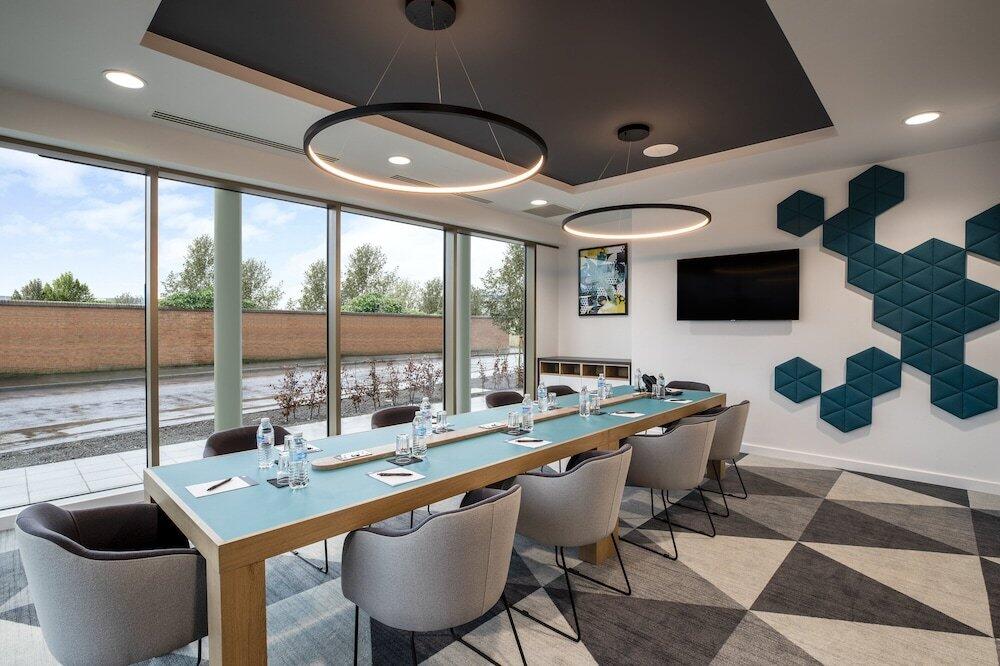 Foto general de Holiday Inn Express Cambridge West - Cambourne, an IHG Hotel