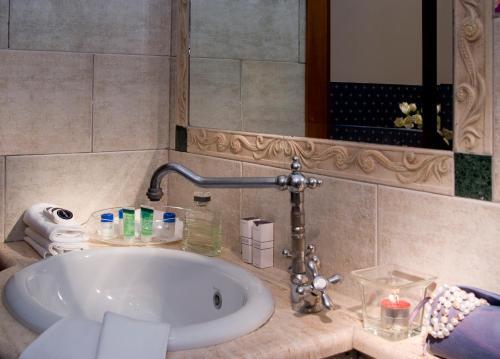 Foto del baño de Hotel Des Artistes