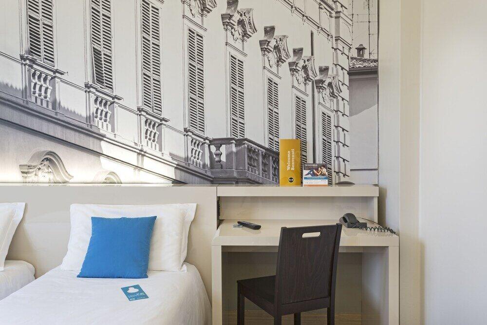 Foto de una habitación de B&amp;amp;B Hotel Faenza