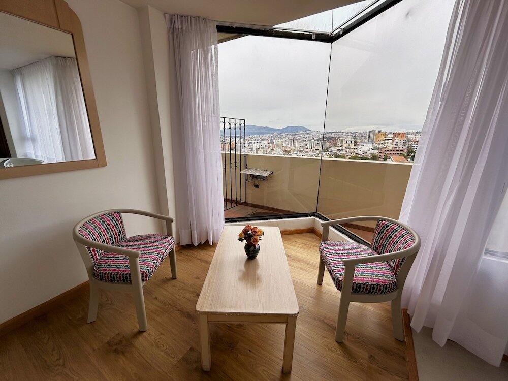 Foto de una habitación de Stanford Suites Hotel