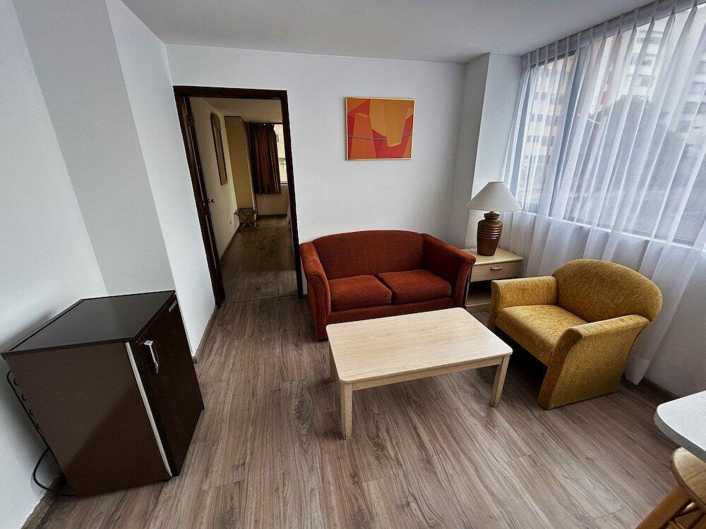 Foto de una habitación de Stanford Suites Hotel