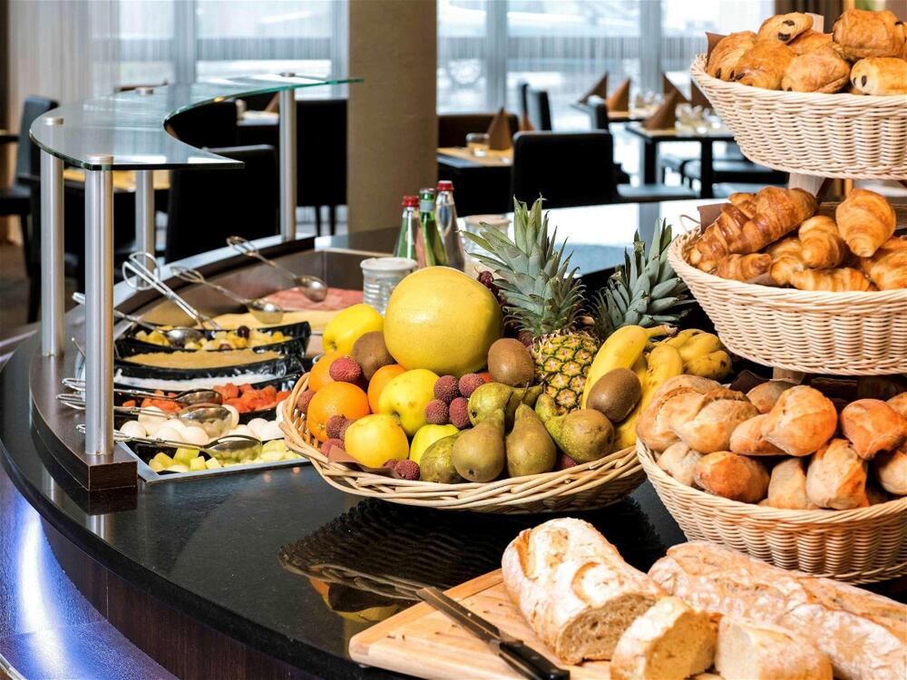 Foto general de Hotel Ibis Luxembourg Airport
