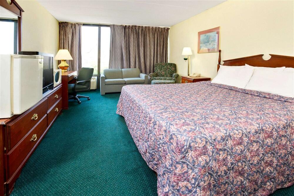 Foto de una habitación de Hotel Days Inn by Wyndham Sharonville