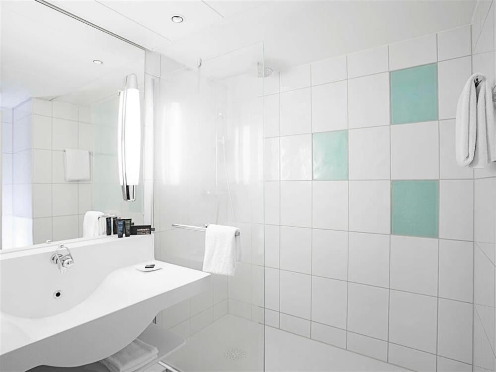 Foto de una habitación de Hotel Novotel Zurich Airport Messe
