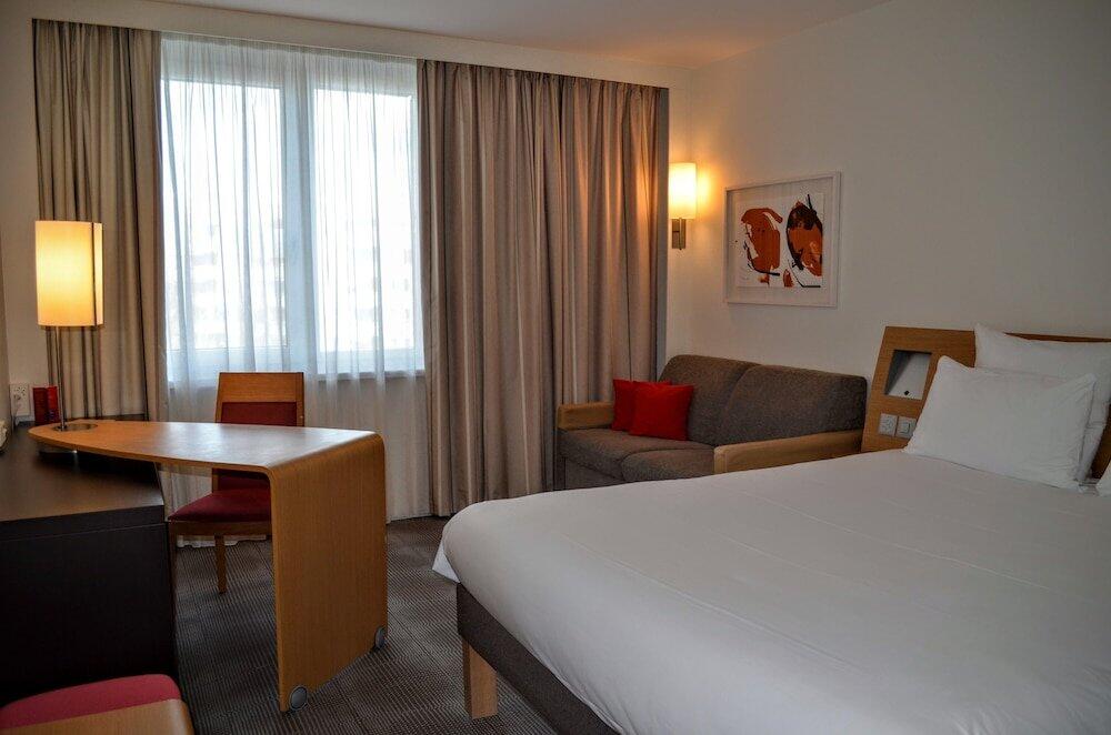 Foto de una habitación de Hotel Novotel Zurich Airport Messe
