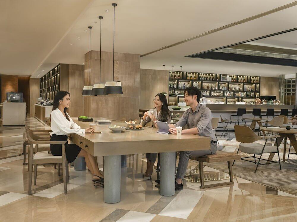 Foto de restauración de Sheraton Guangzhou Hotel-Fully Upgraded in CBD-Free Canton Fair Shuttle Bus and Registration Counter