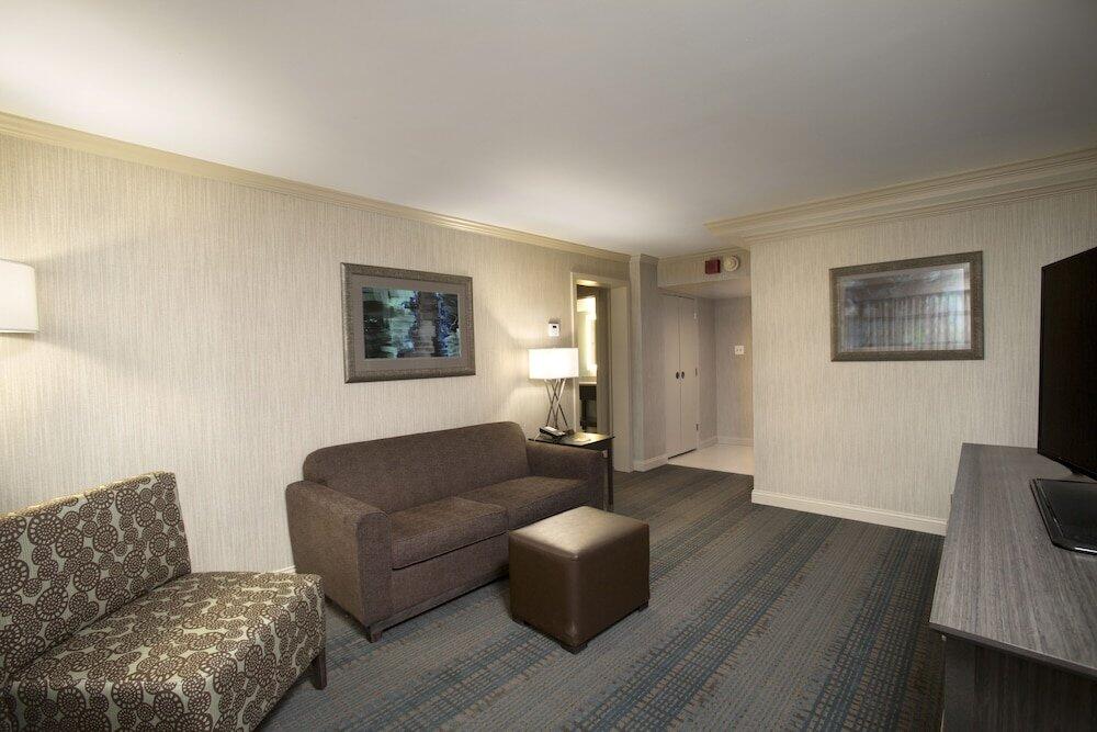 Foto de una habitación de Holiday Inn Columbus Dwtn-Capitol Square, an IHG Hotel