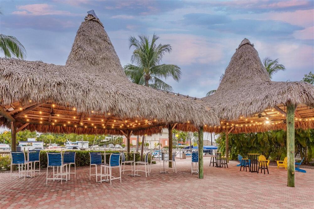 Foto de restauración de Holiday Inn Key Largo, an IHG Hotel