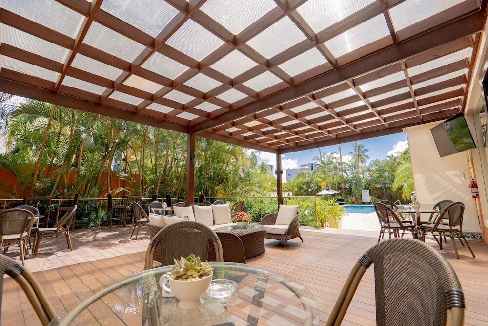 Foto del exterior de Hotel Hodelpa Garden Court