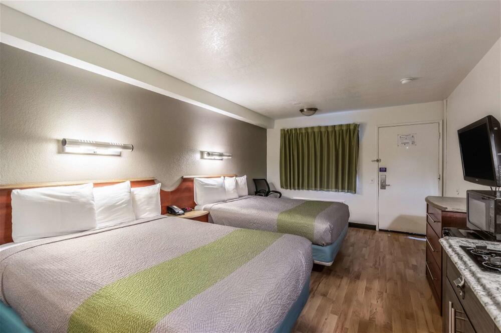 Foto de una habitación de Hotel Comfort Inn