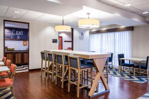 Foto de restauración de Hotel Hampton Inn Joliet - I-80