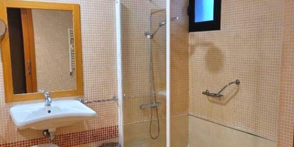 Foto del baño de HOTEL CORAZON DEL JERTE
