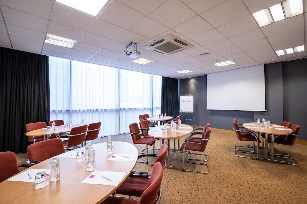 Foto general de Leonardo Hotel Plymouth - Formerly Jurys Inn