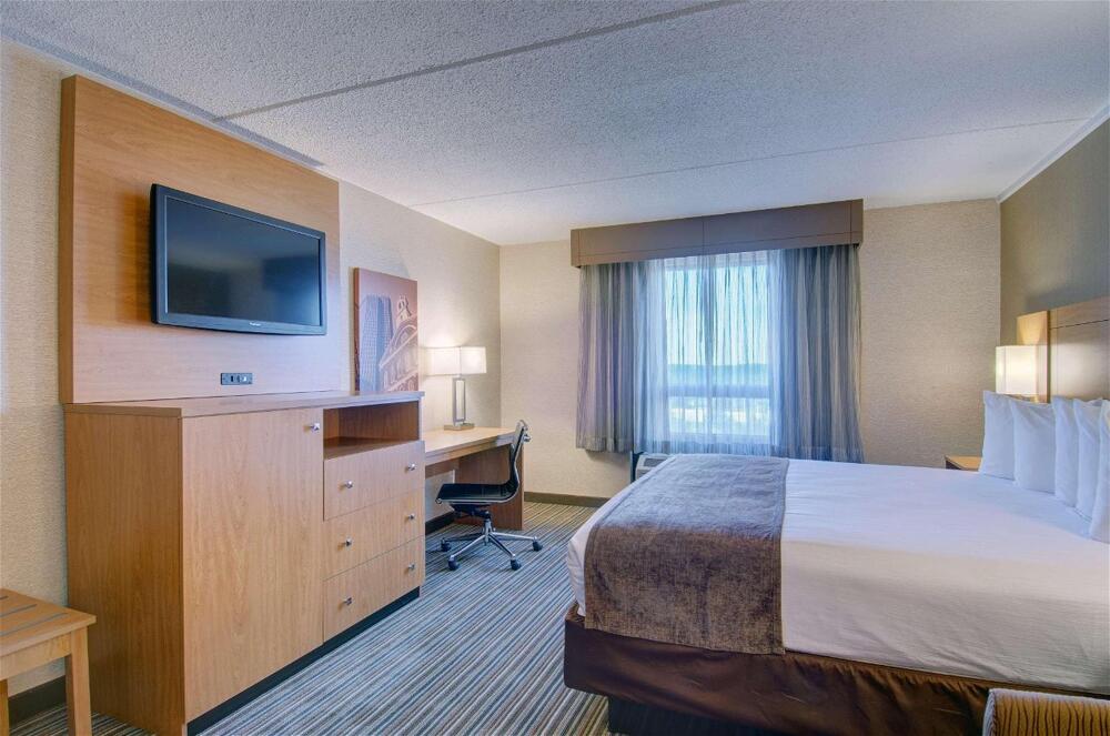 Foto de una habitación de Best Western Royal Plaza Hotel &amp;amp; Trade Center