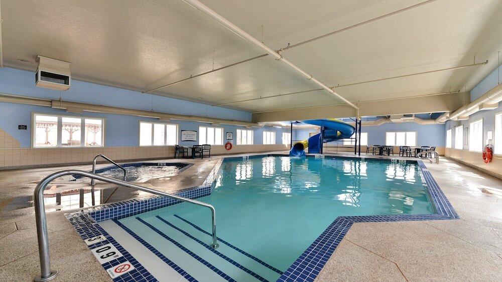 Foto de los servicios de Staybridge Suites - Calgary Airport, an IHG Hotel