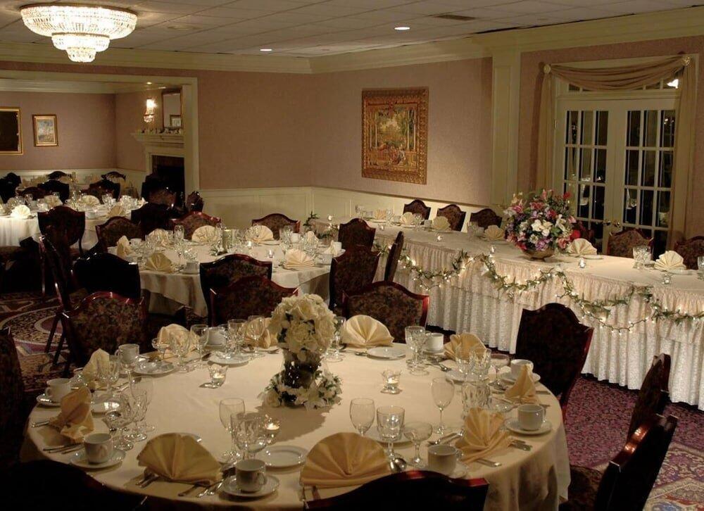 Foto de los servicios de Hotel John Carver Inn &amp;amp; Spa