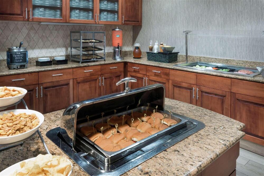 Foto de restauración de Hotel Homewood Suites by Hilton Cleveland-Beachwood