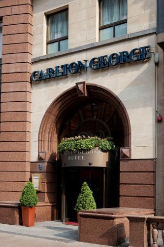 Foto del exterior de Carlton George Hotel