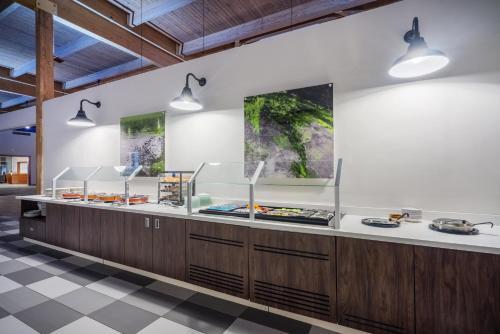 Foto de restauración de enVision Hotel &amp;amp; Conference Center Mansfield-Foxboro