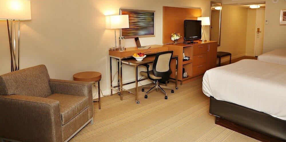 Foto de una habitación de enVision Hotel &amp;amp; Conference Center Mansfield-Foxboro