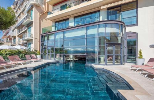 Foto de los servicios de Hotel Canopy by Hilton Cannes