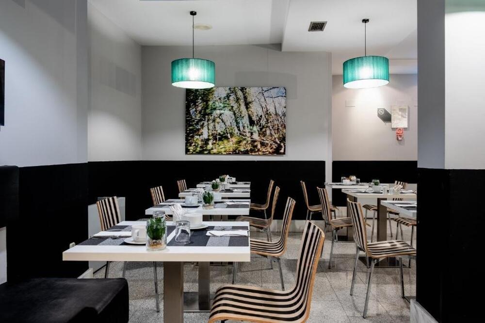 Foto de restauración de Hotel Ikonik Plaza Mercado