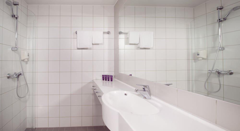 Foto del baño de Clarion Collection Hotel Bryggeparken