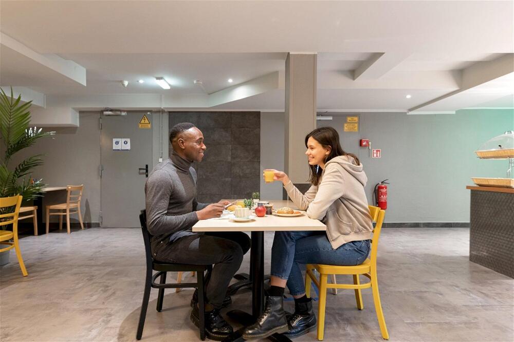 Dining – Hotel a&amp;amp;o Hamburg Hammer Kirche