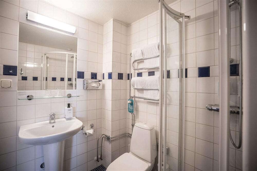 Foto del baño de Hotel Scandic Foresta