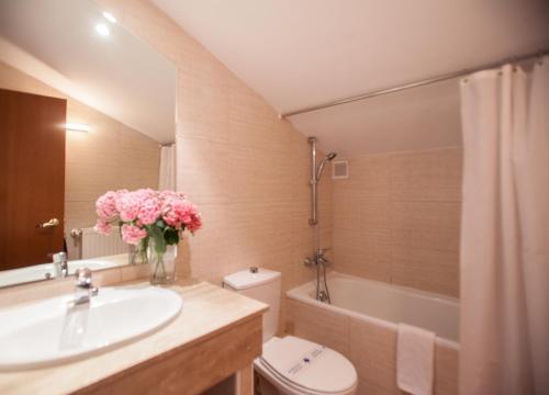 Foto del baño de Hotel Montané