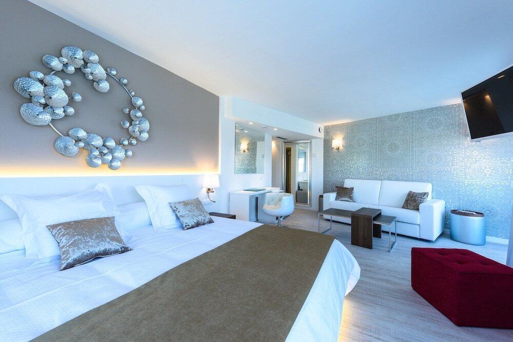 Foto de una habitación de Plaza Santa Ponsa Boutique Hotel - Adults Only