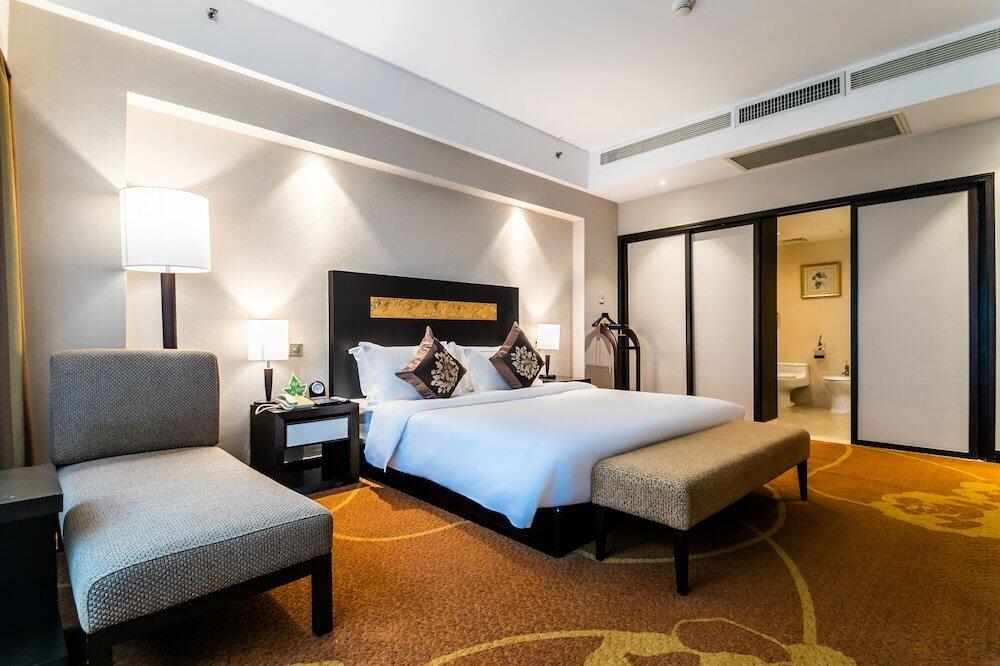 Foto de una habitación de Landmark International Hotel