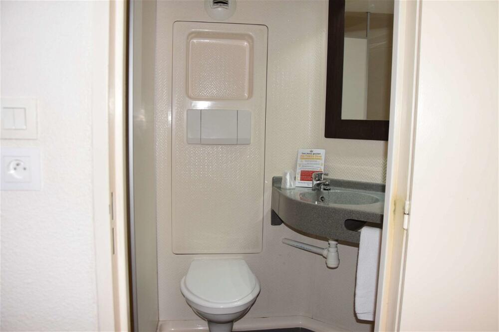 Foto del baño de Hotel Premiere Classe Bordeaux Sud Pessac Bersol