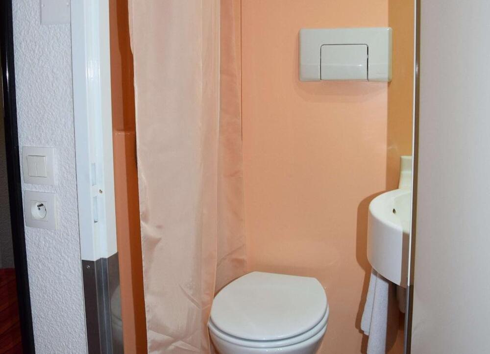 Foto del baño de Hotel Premiere Classe Bordeaux Sud Pessac Bersol