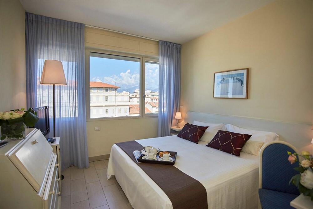 Foto de una habitación de Hotel Sina Astor
