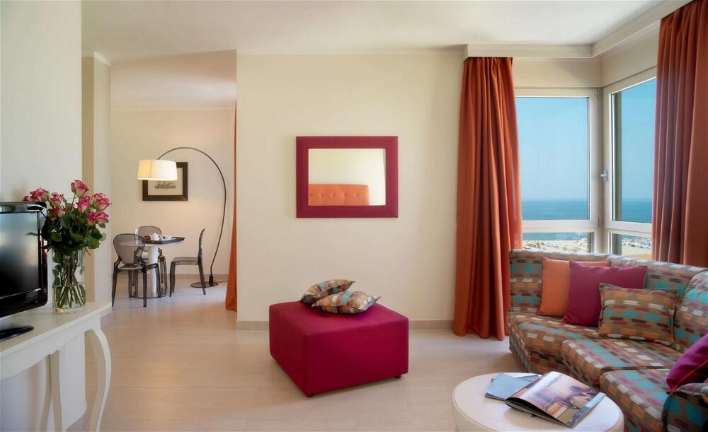 Foto de una habitación de Hotel Sina Astor